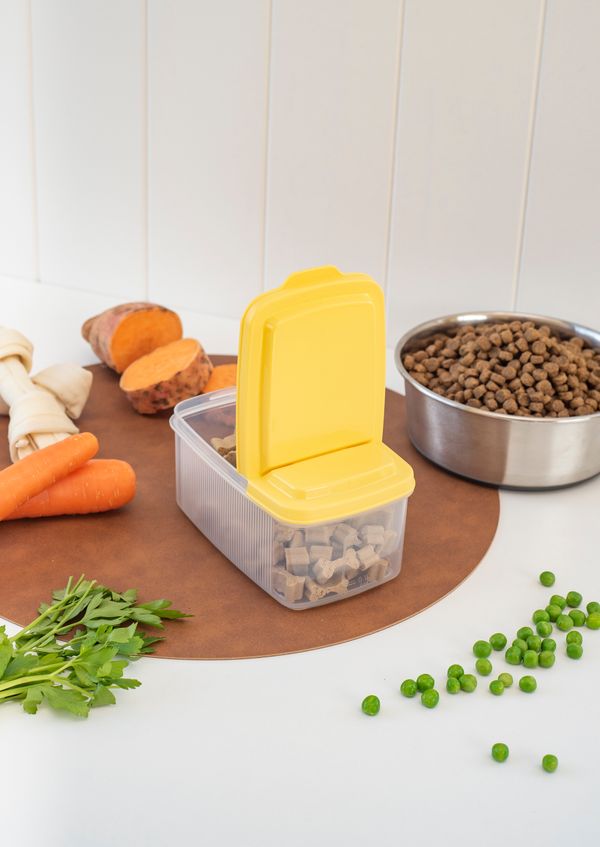 LocknLock Pet Flip Top Storage 750ml